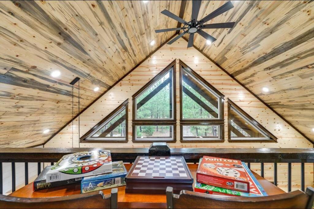 Villa Piney Acres Broken Bow Exterior foto